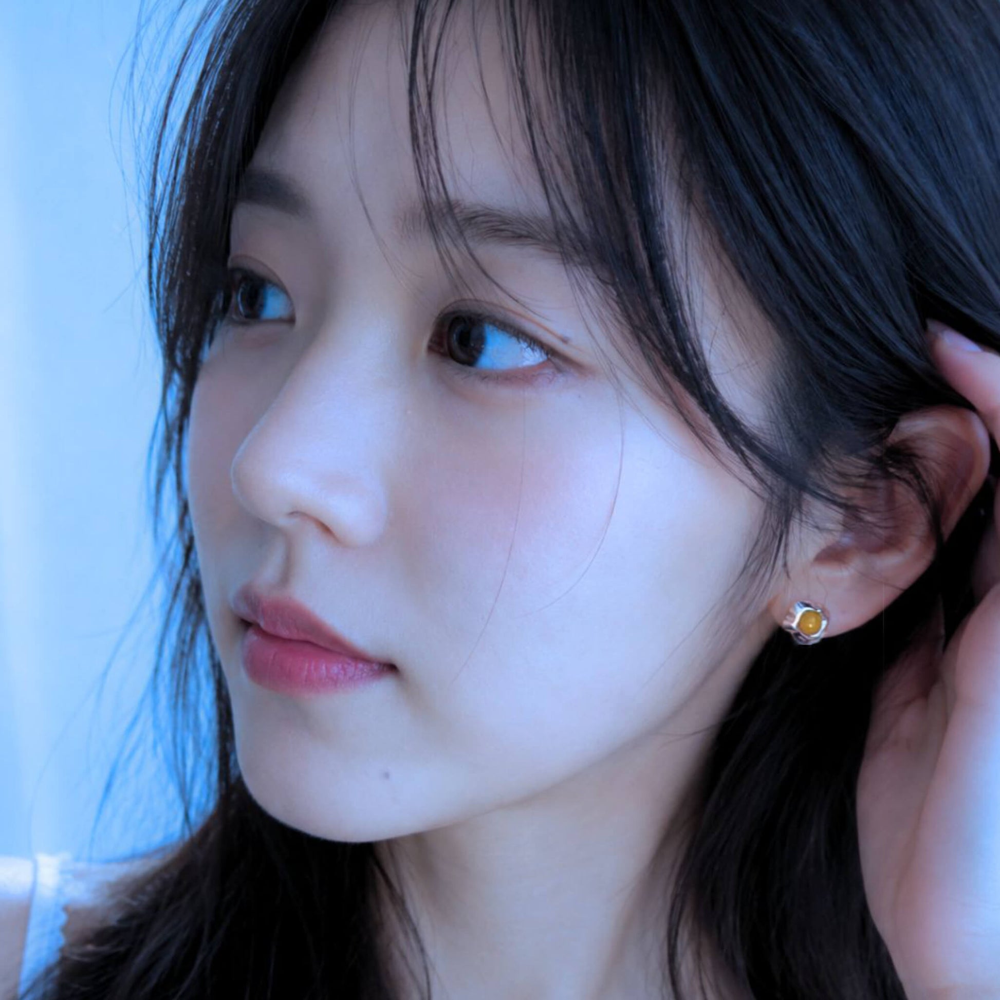Fried egg earring on it 2