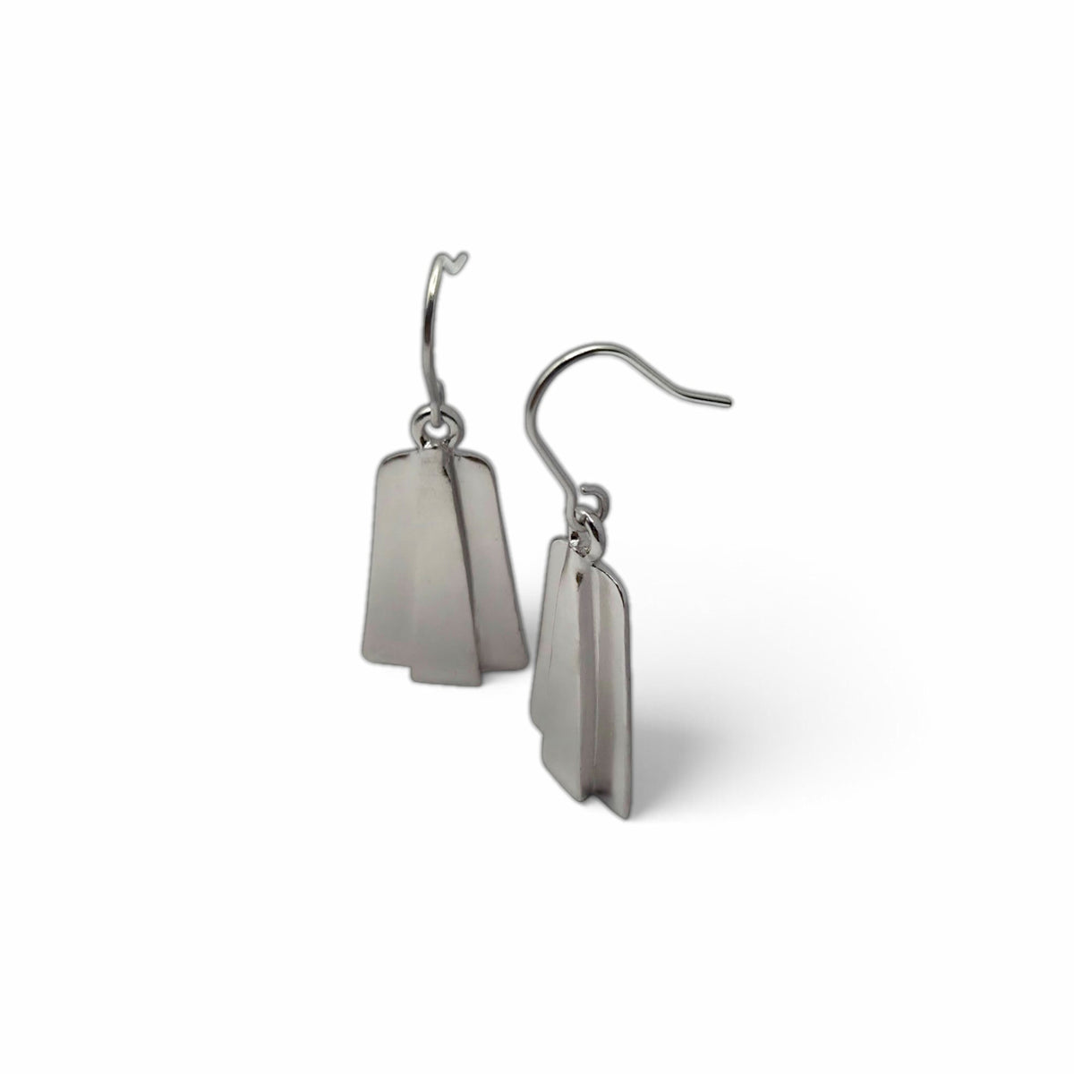 PaviseShieldEarringRightSideView